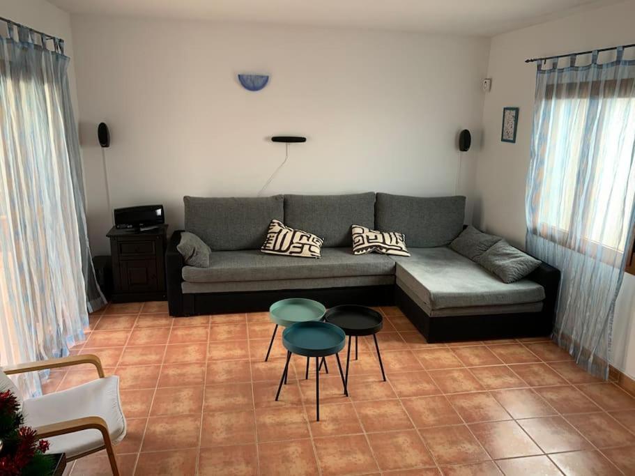 Villa Familiale A คอร์ราเลโฮ ภายนอก รูปภาพ